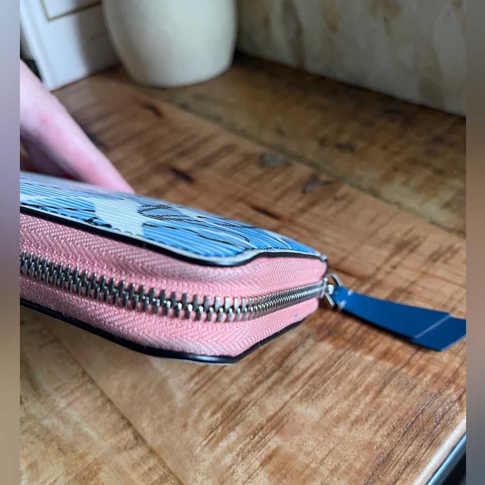 LV Louis Vuitton Aqua Epi Leather Zippy Long Wallet - Picture 7 of 11